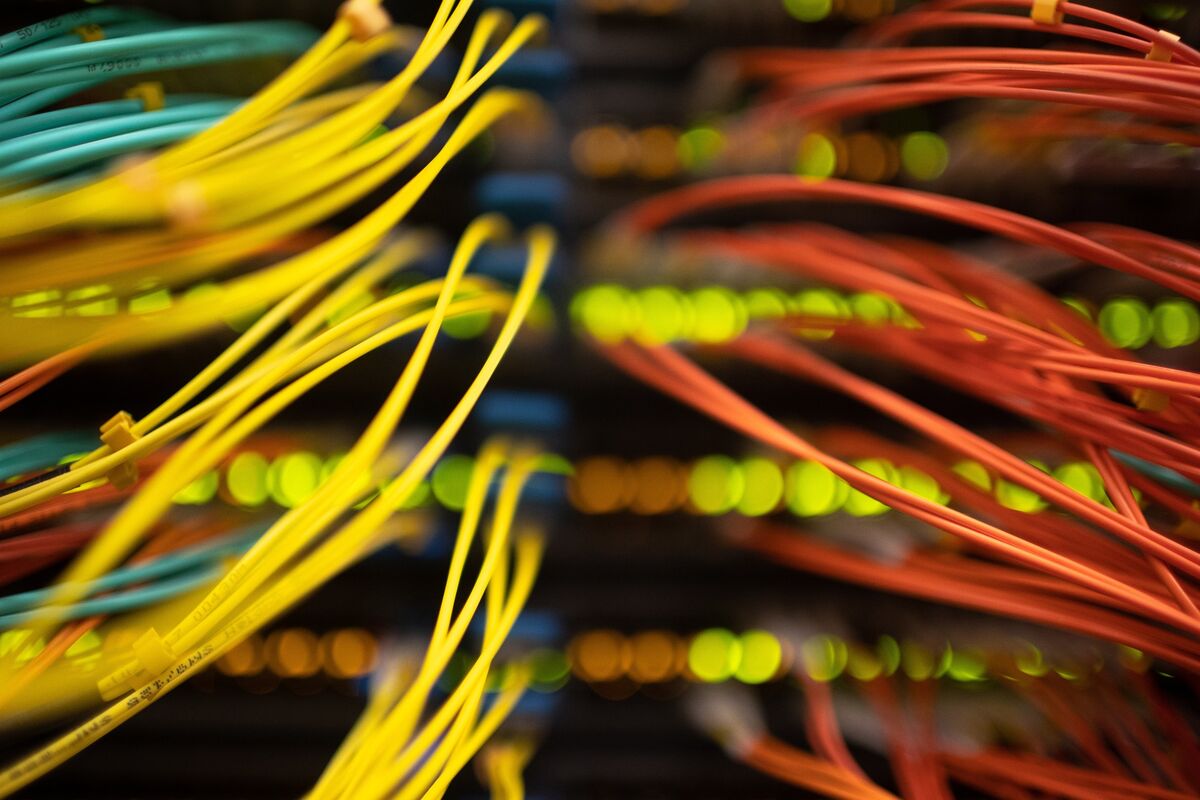 Thai PM Anutin’s Family Firm Eyes $1.5 Billion Data Center Bids
