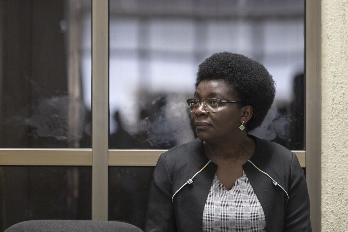 🟪"Arrestata la Leader dell'Opposizione Ruandese Victoire Ingabire: Accuse di Incitamento ai Disordini"