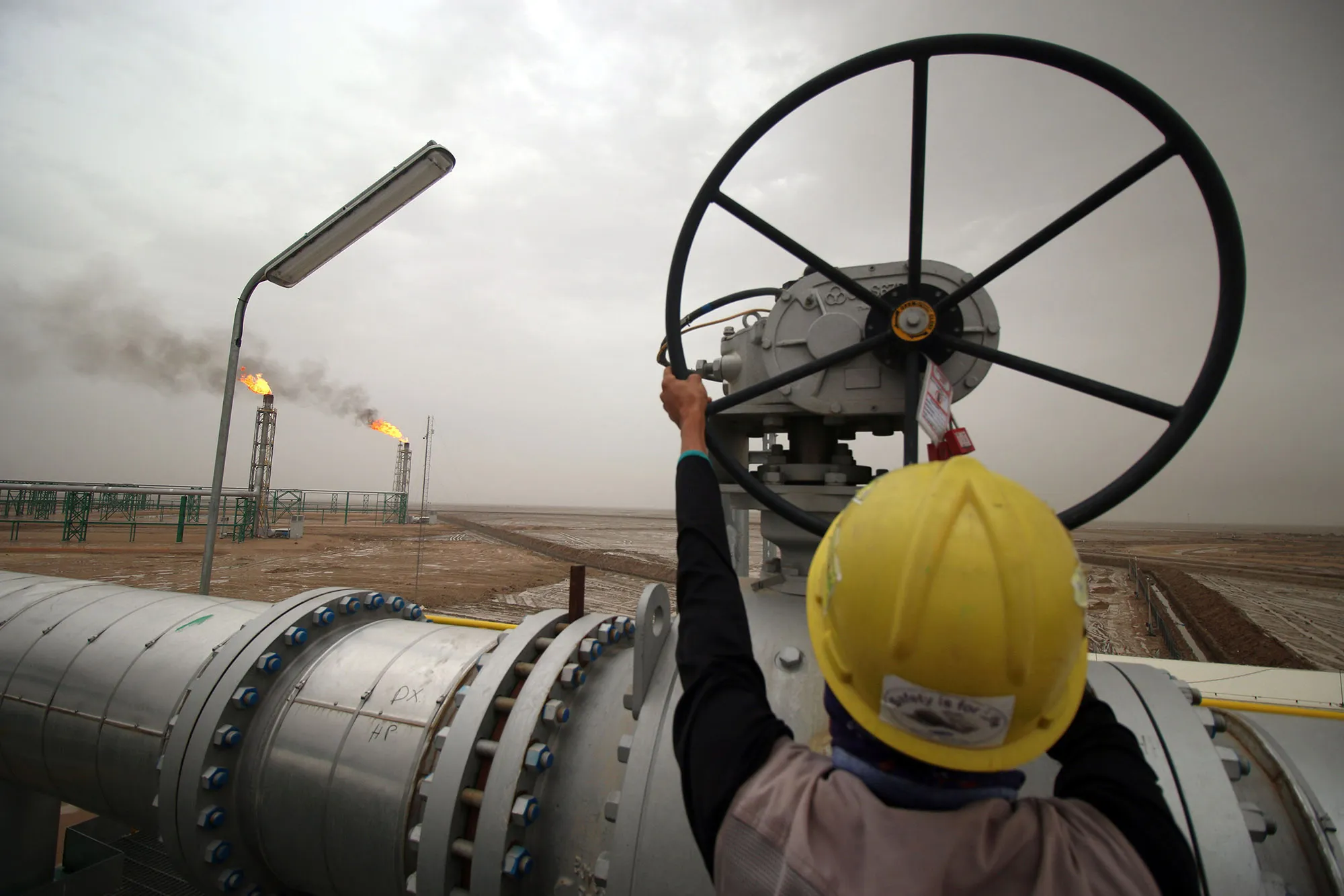 An oil and gas field, north of Basra.&nbsp;