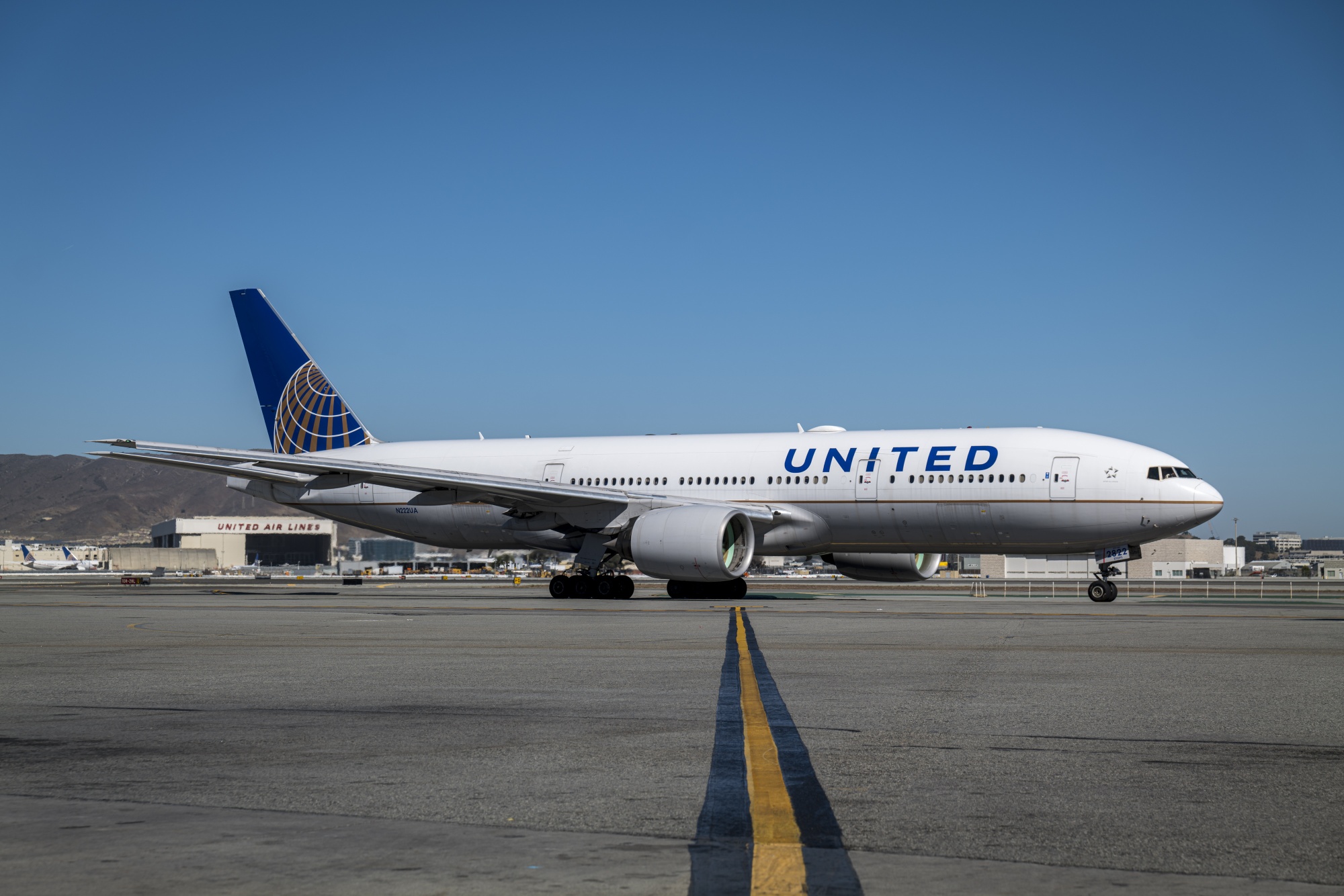 A United Airlines Boeing 777-200 at San Francisco International Airport in 2020.&nbsp;