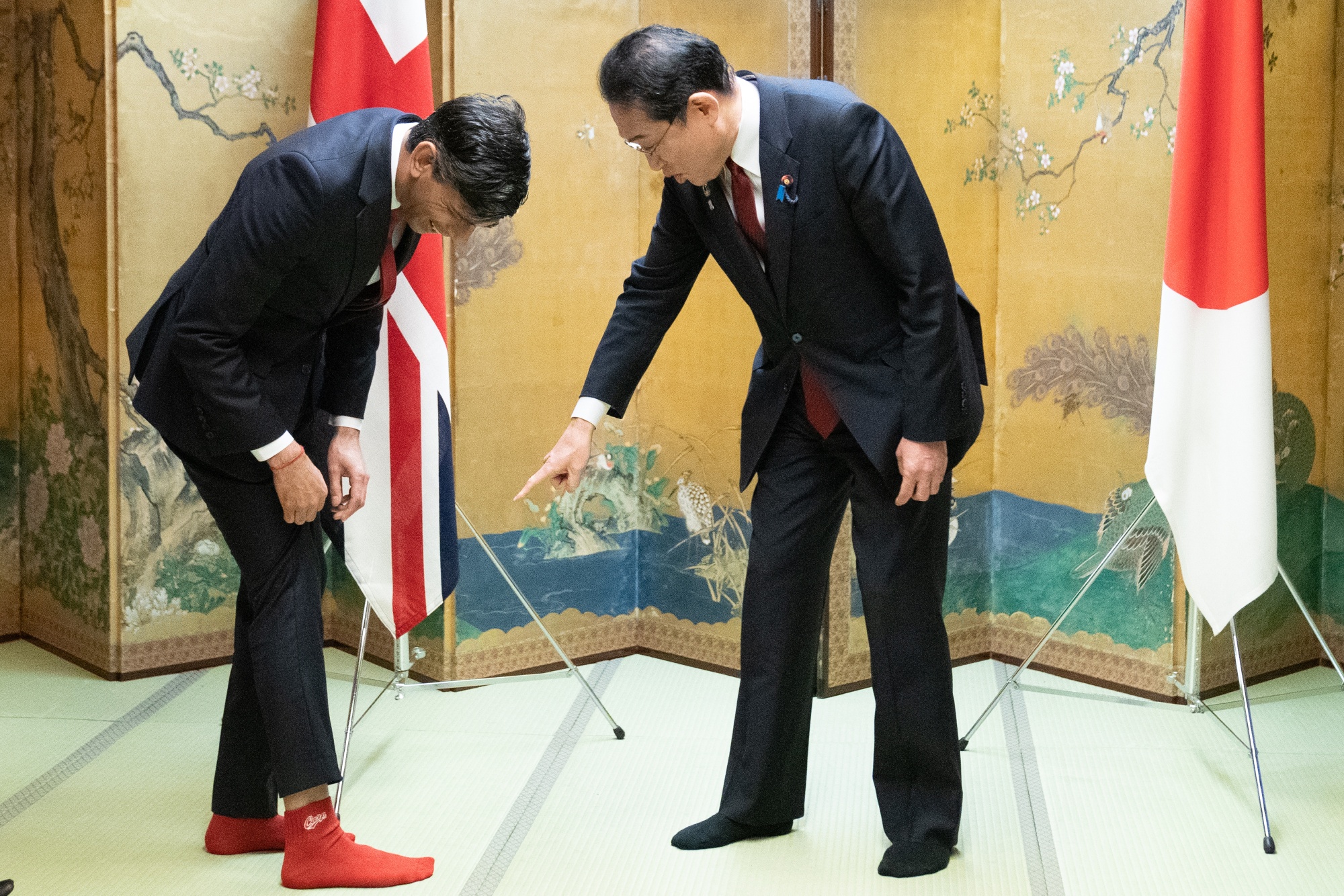Rishi Sunak Hiroshima Carp Socks Sparks a Run on Hosiery After G-7 Visit