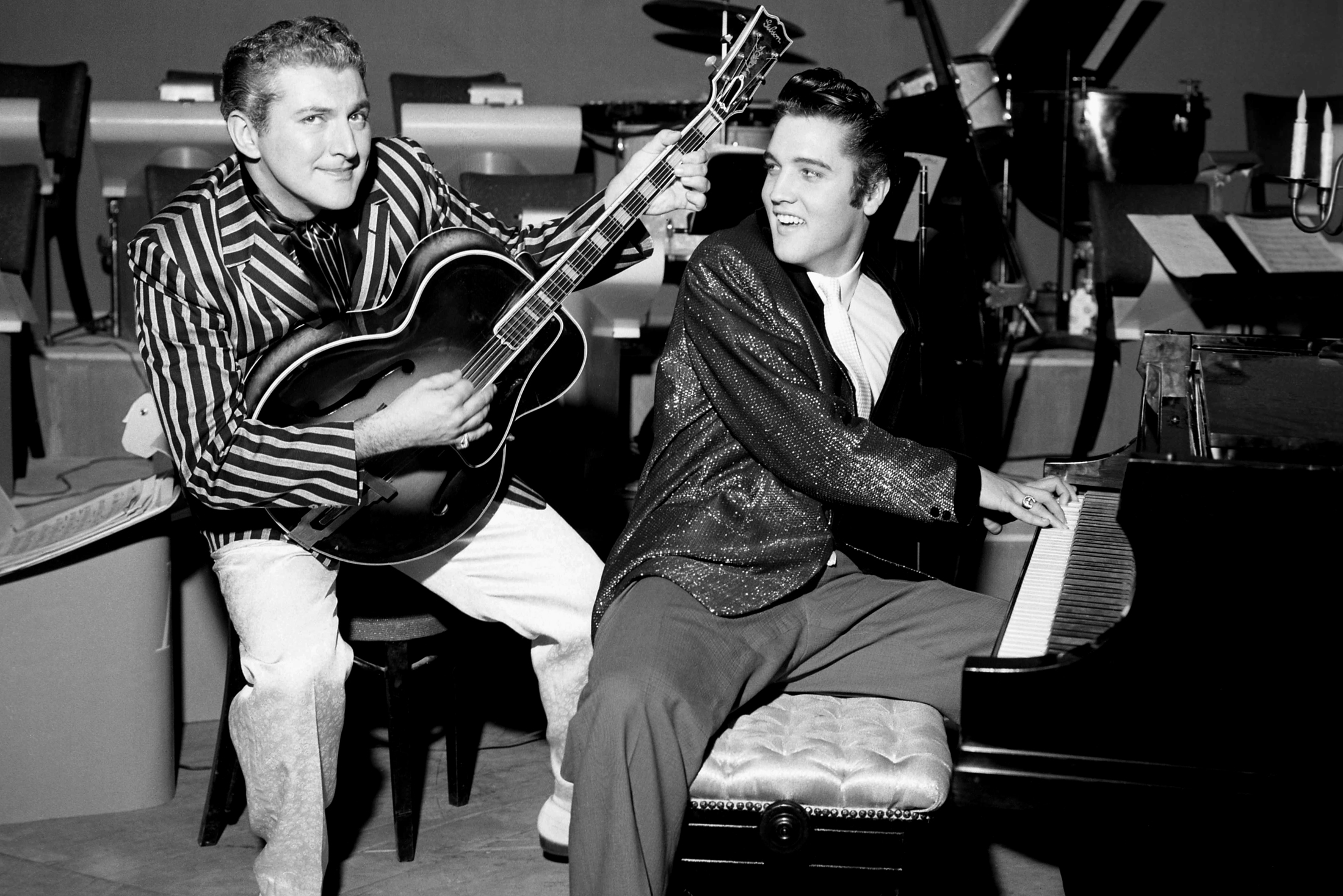 From Elvis to Adele: The Evolution of Las Vegas Music Residencies -  Bloomberg