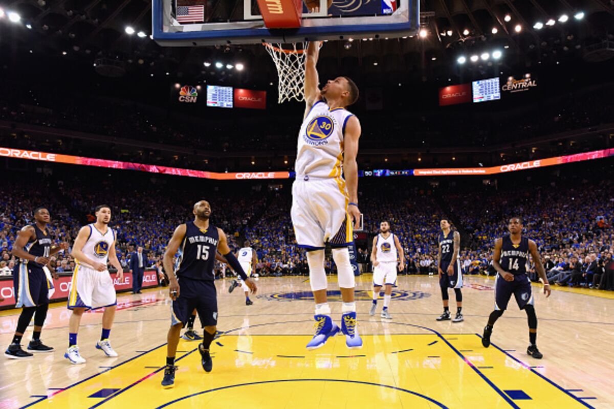 Steph Curry's Desperately Brilliant N.B.A. Season Comes to an End