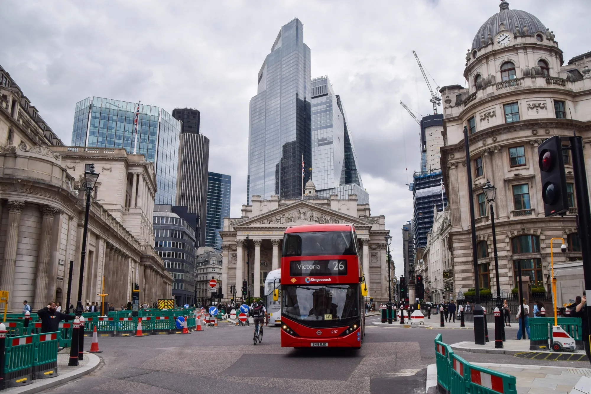 General view of the Bank of England and the Royal Exchange
