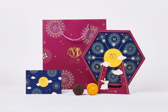 Luxury Mooncakes With Exotic Ingredients Are Selling Out Fast