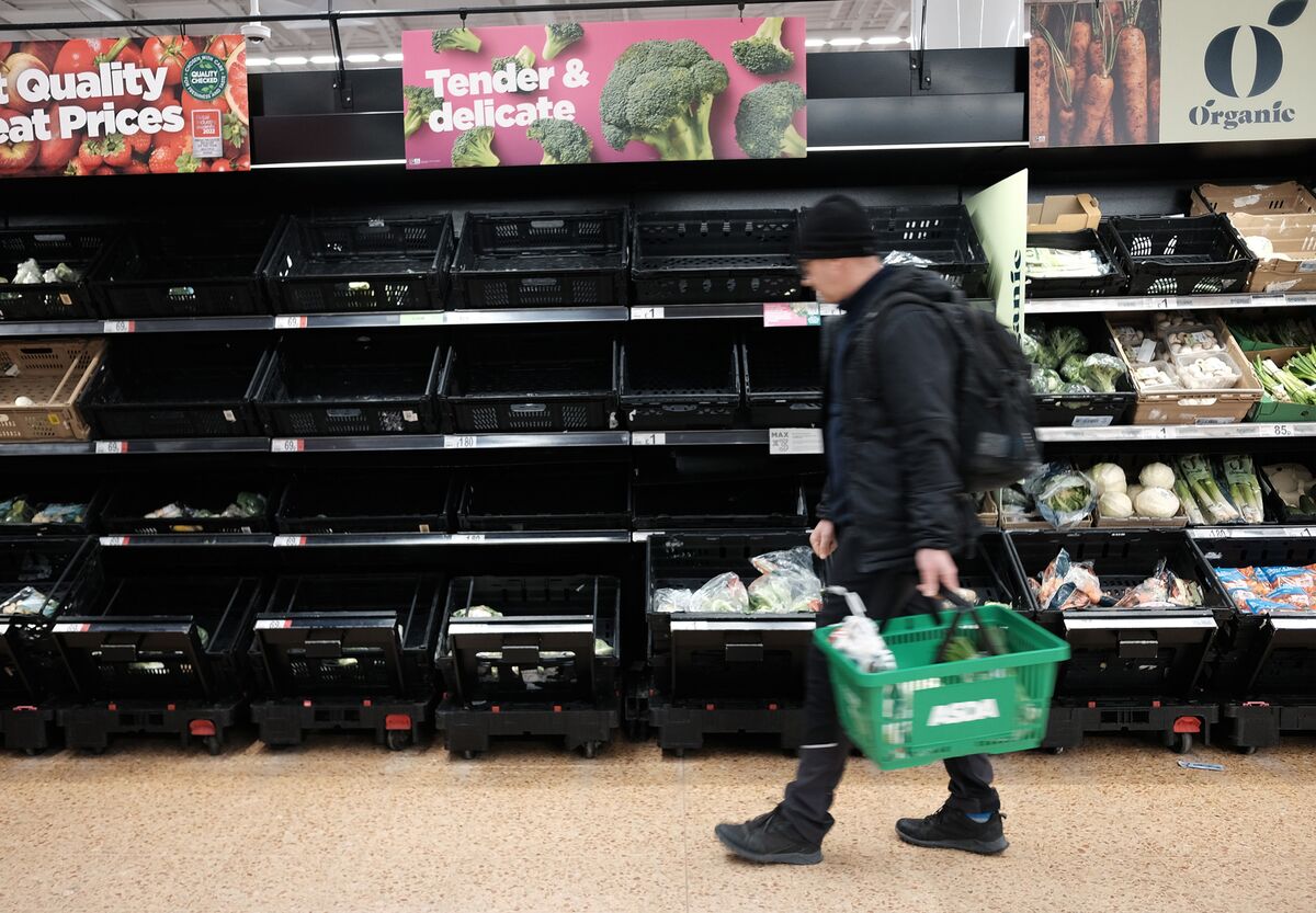 Pepper, Cucumber, Tomato Shortage: Asda Rations Fruits and Vegetable Sales  - Bloomberg