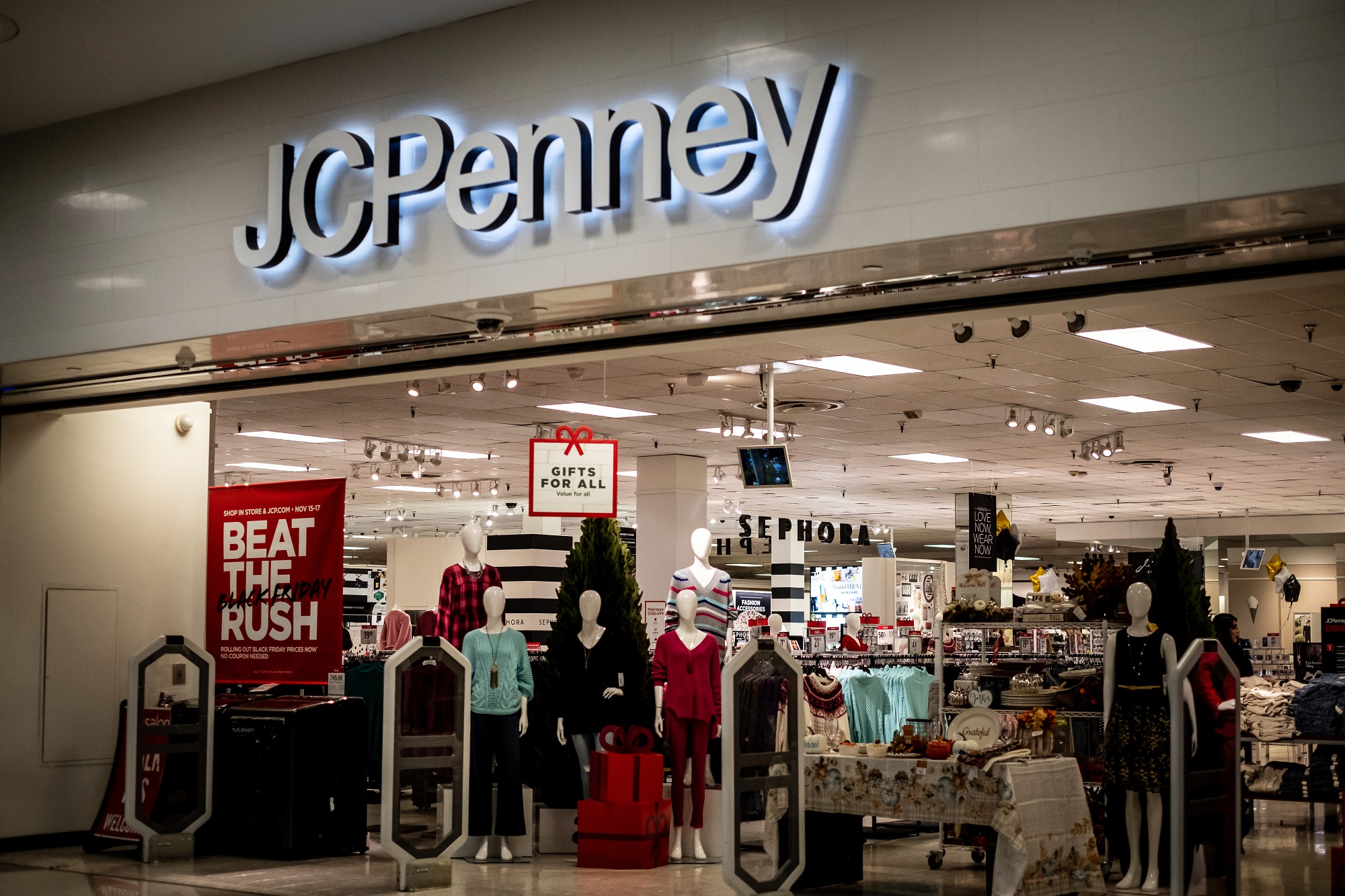 J C Penney Jcp Hasn T Hired Advisers For Bankruptcy Filing