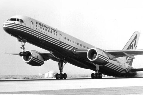 Two Older Planes That Airlines Won't Let Fade Away