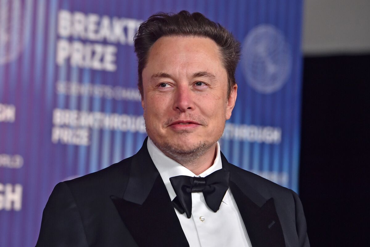 Tesla Proposes $1 Trillion CEO Pay Package Linked to Market Value Growth