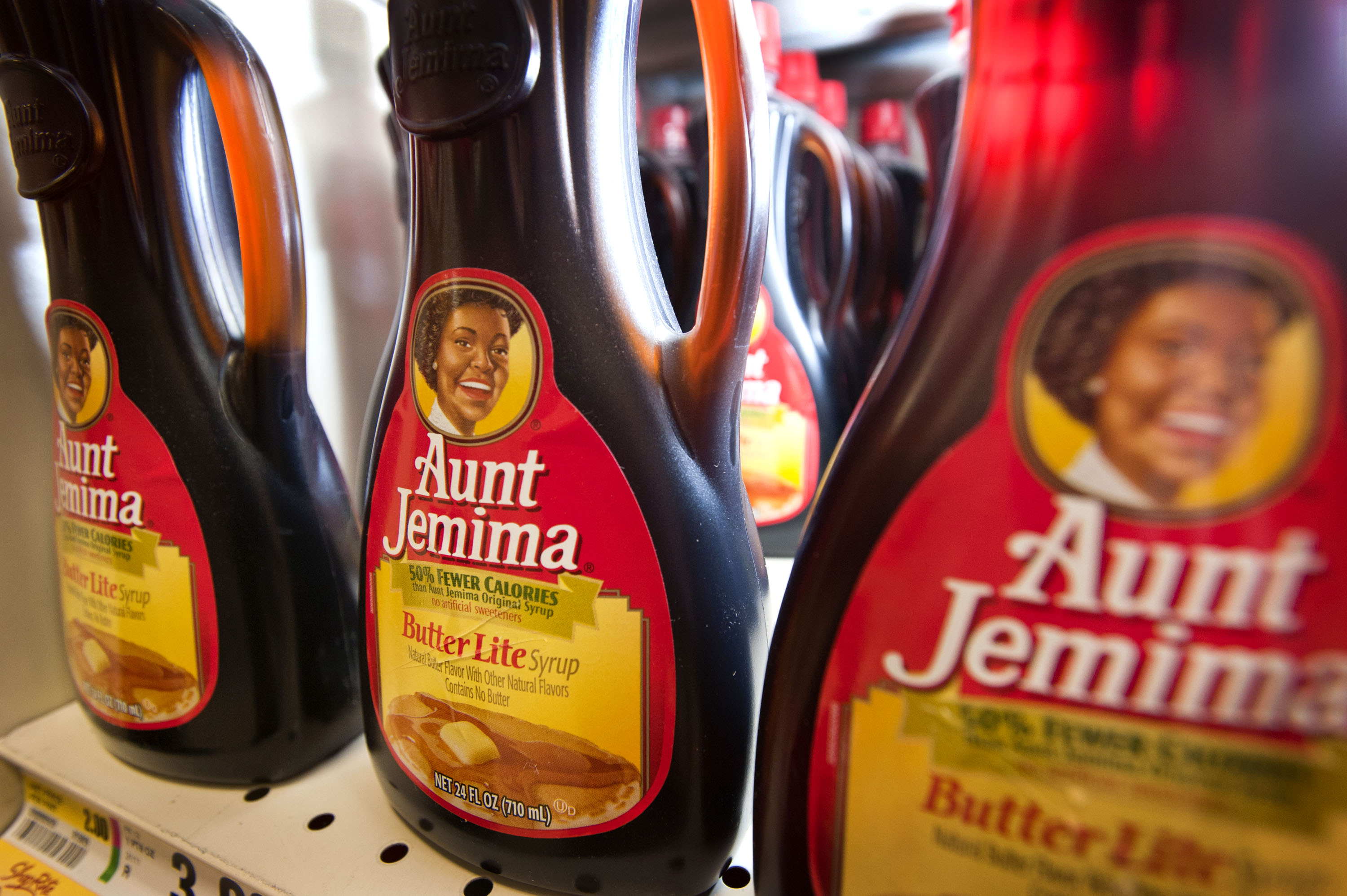 Aunt Jemima to Get New Name as PepsiCo Concedes Racial Stereotype -  Bloomberg