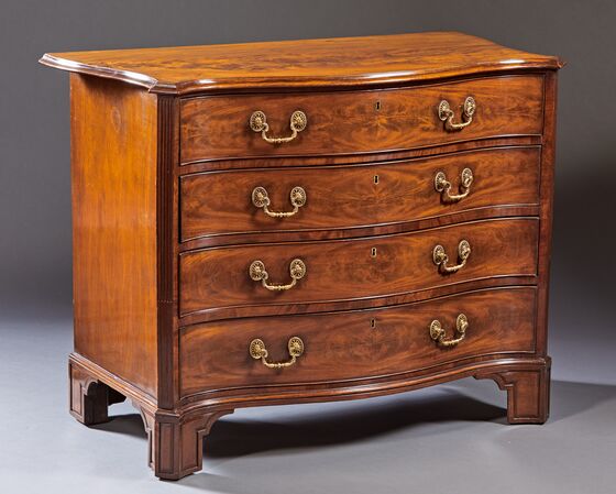 Investors Are Raising $100 Million to Buy Unloved Antiques