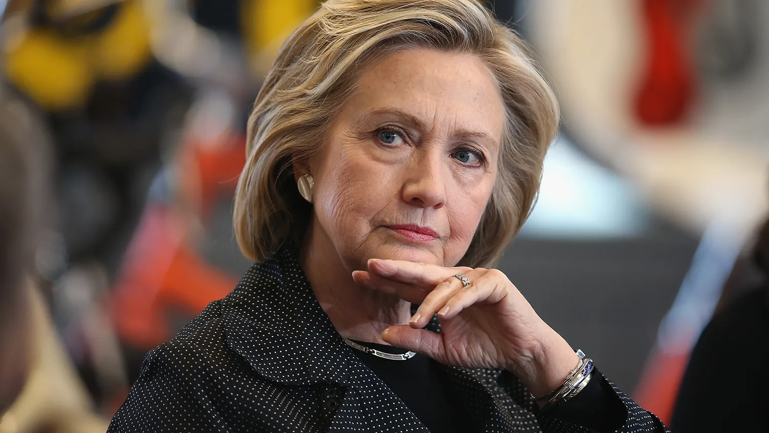 Democratic presidential hopeful and former Secretary of State Hillary Clinton hosts a small business forum with members of the business and lending communities at Bike Tech bicycle shop on May 19, 2015 in Cedar Falls, Iowa.
