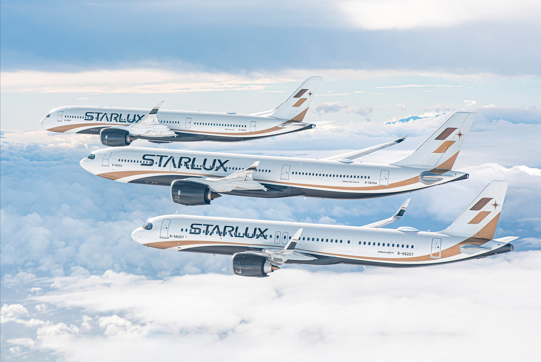 How Is Flying Starlux Airlines? On Luxury A350-900 Even Economy Cabin Is  Fancy - Bloomberg