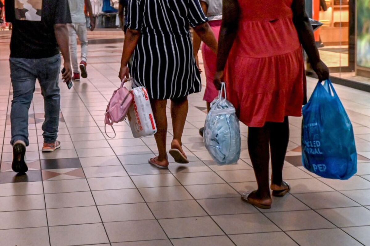 South Africa Watchdog Eyes Malls Over Township-Retail Access