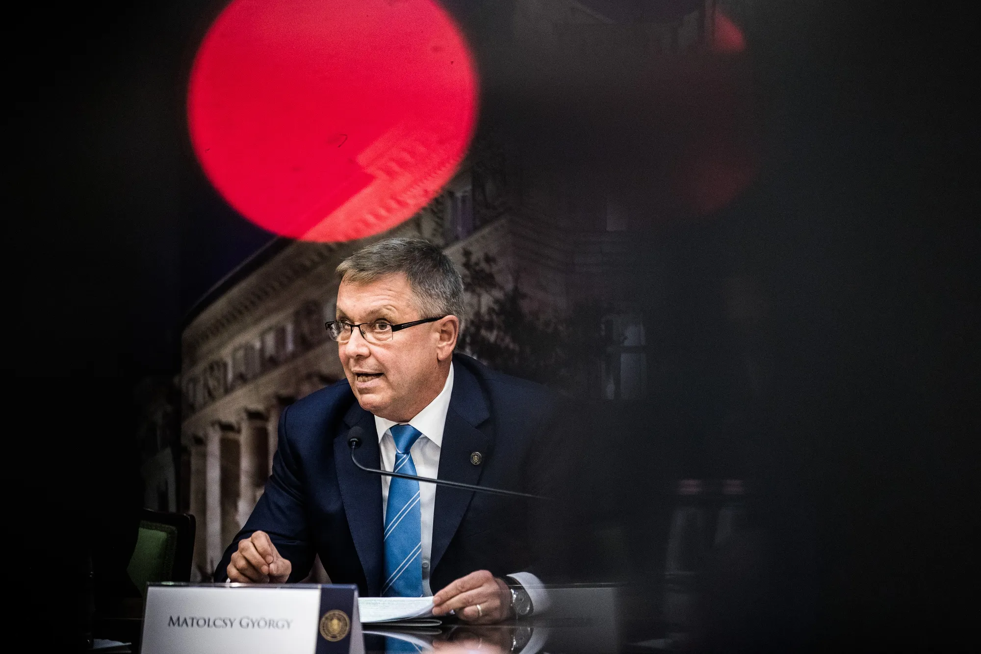 The transaction would come on the heels of a proposal by Governor&nbsp;Gyorgy Matolcsy&nbsp;to provide mortgages directly to prospective homeowners -- testing another taboo about direct lending by central banks.