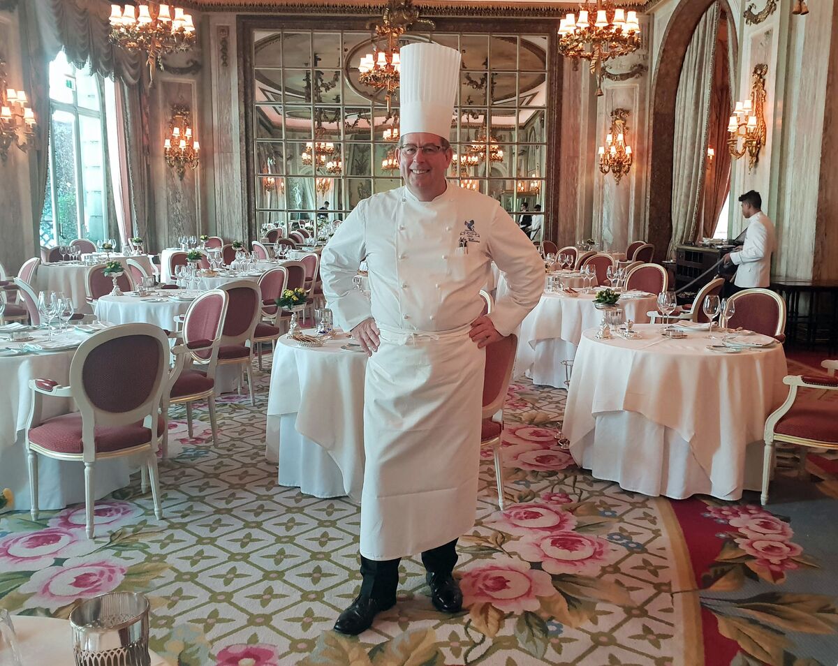 The Ritz Hotel in London Publishes Its First Cookbook - Bloomberg
