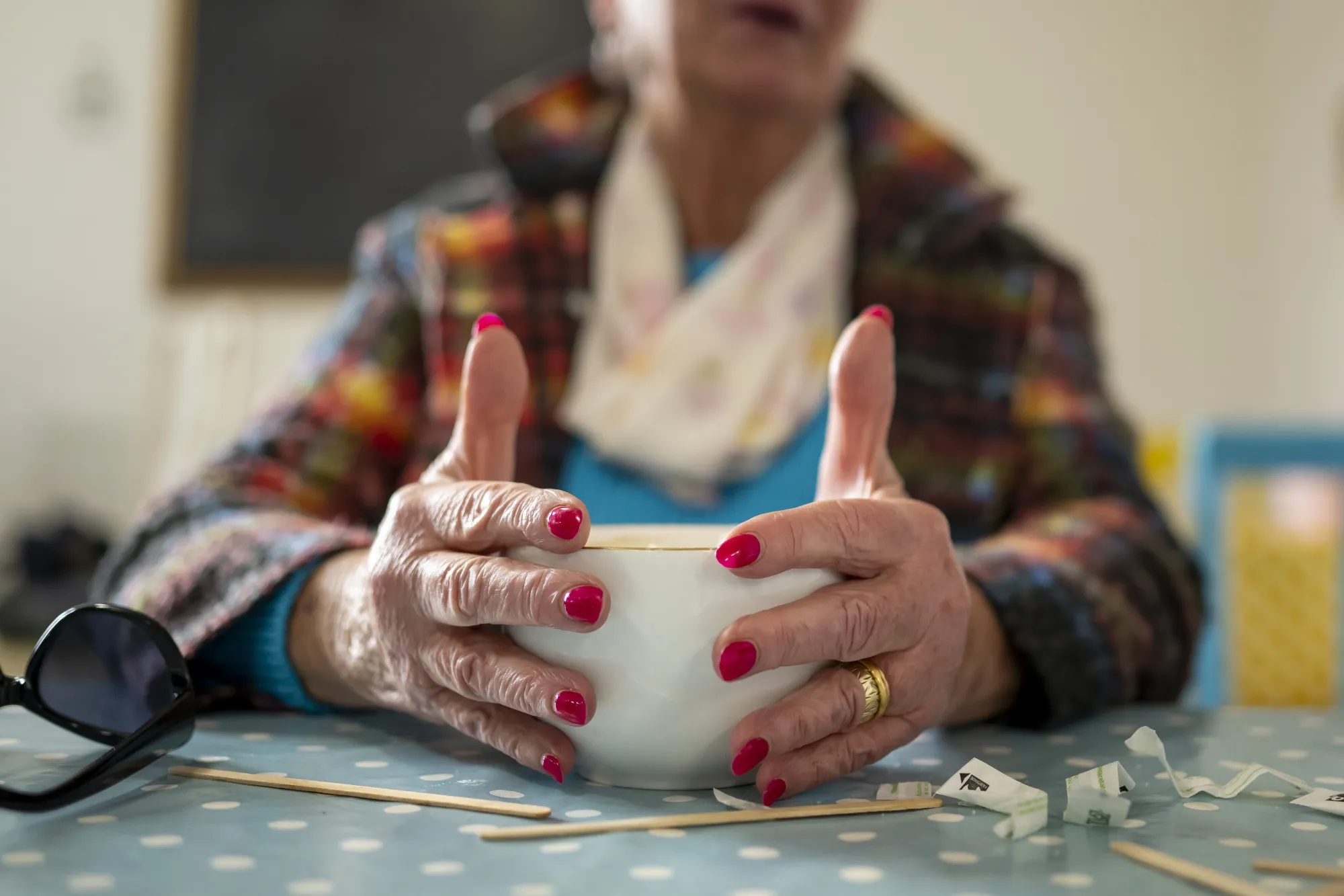 is-caffeine-like-coffee-and-tea-bad-for-teeth-gums-bloomberg