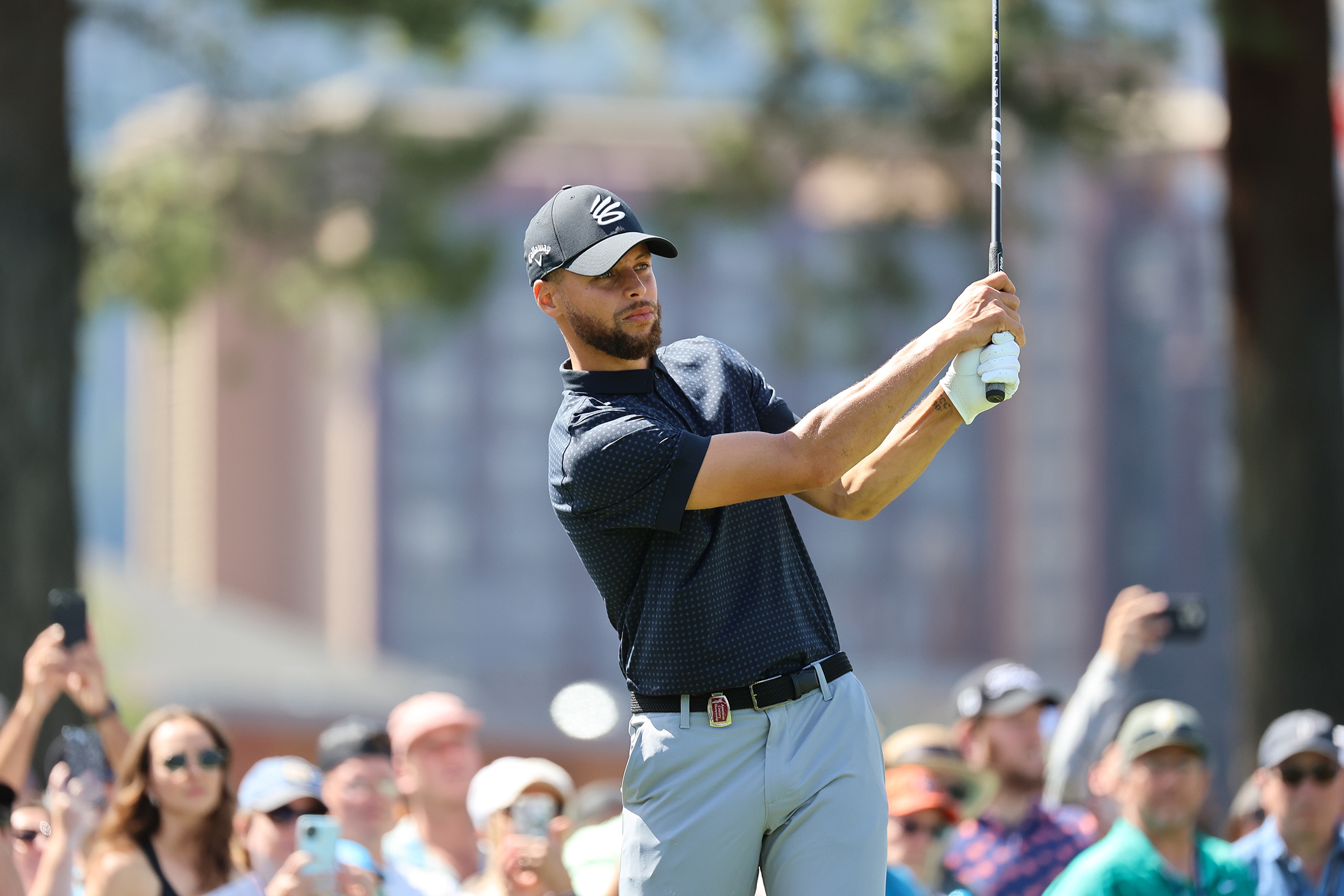 Stephen Curry releases first golf line with Curry Brand 