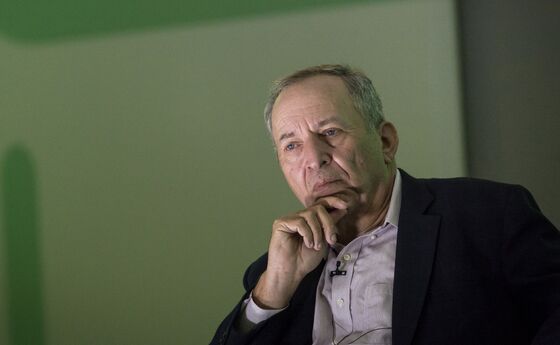 Larry Summers Rules Out Taking a Job in a Biden Administration