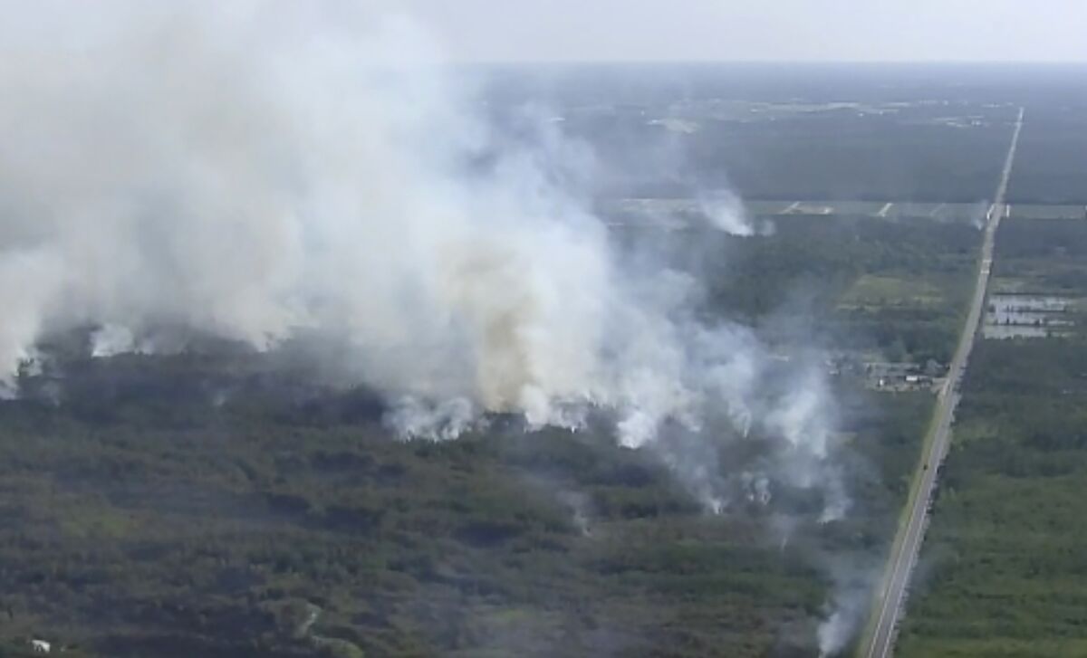 New Jersey Wildfire Could Grow To State S Biggest Since 2007 Bloomberg   1200x727 