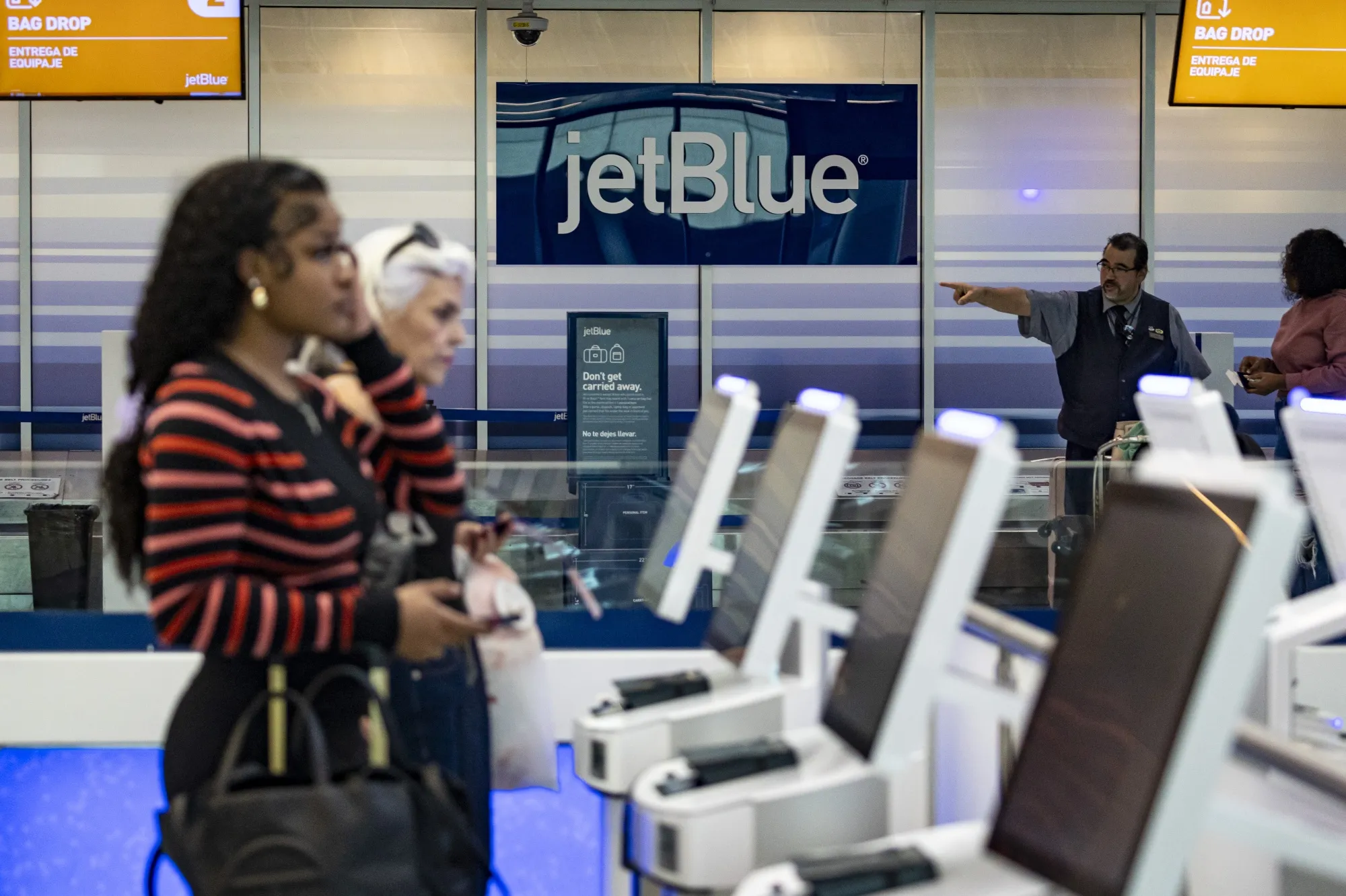 JetBlue’s offering, which also included at least $400 million of five-year convertible notes,&nbsp;kicked off Monday.&nbsp;