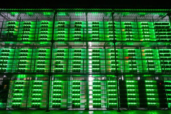 Russia's Largest Bitcoin Mine Turns Water Into Cash