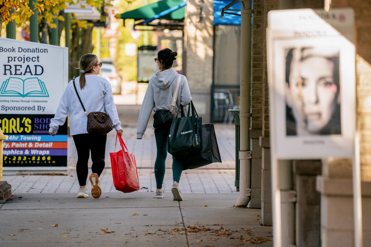 US CPI Rises Less Than Expected Fed Remains on Track for Rate Cut