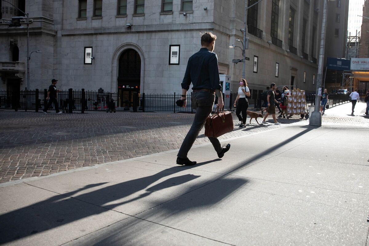 Bond Rout Unlocks 5% Yields