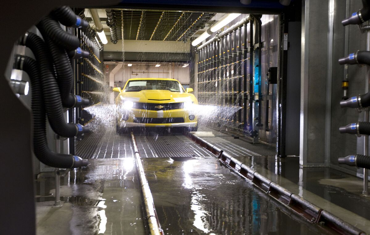 GM to Invest $126 Million to Keep 300 Jobs at Canada Plant