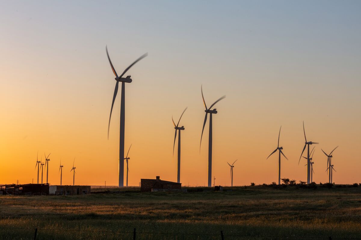 South Africa’s Fixed-Investment Plans Fall 47% on State Pullback
