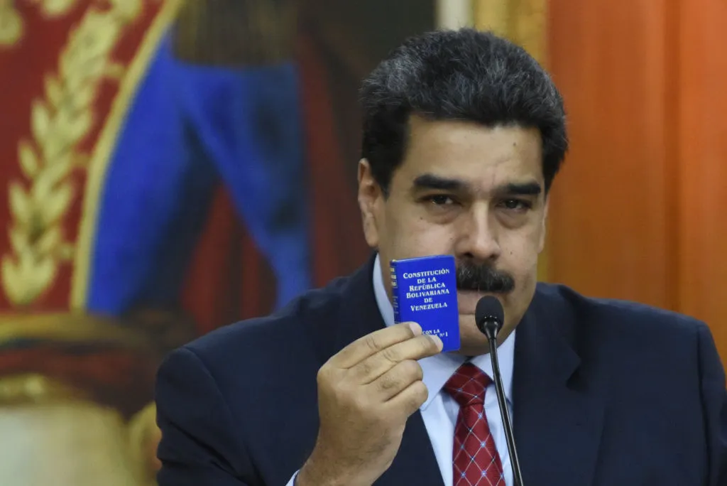 Defend this guy, or the constiutution?