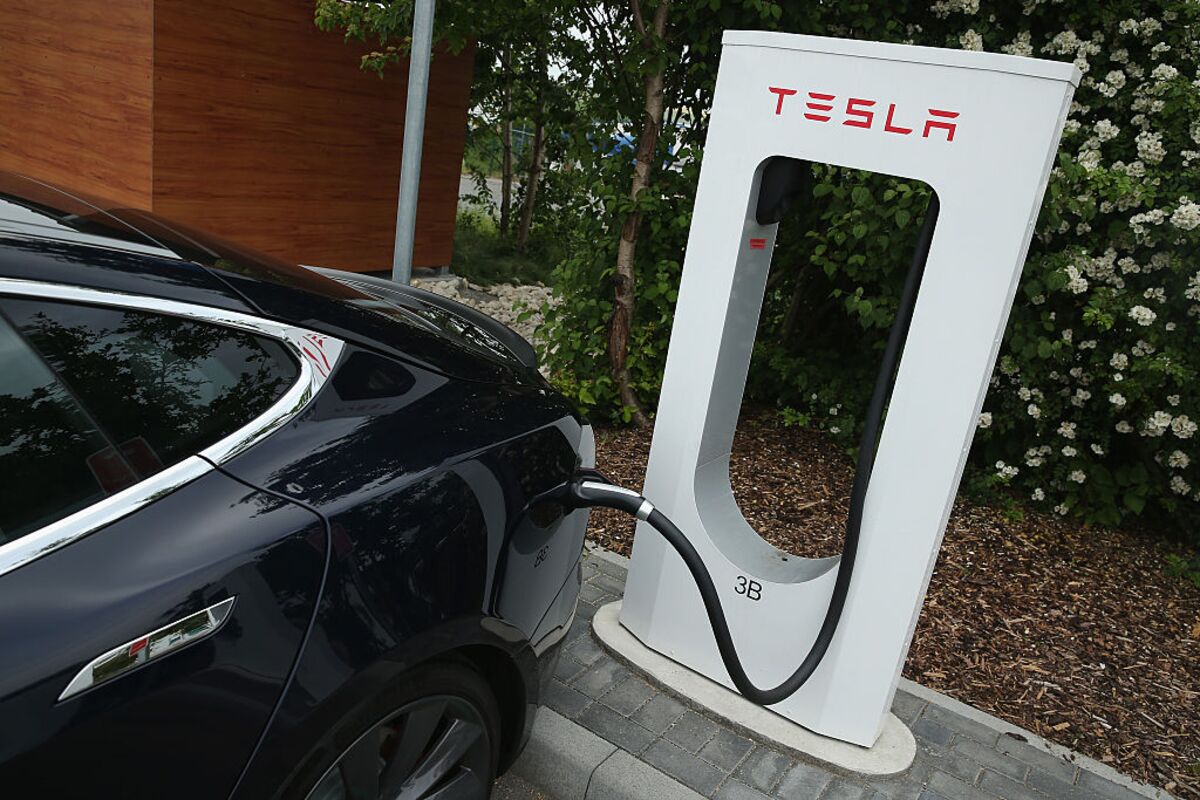 Tesla S Job Cuts Bring The Shock Of The Ordinary Bloomberg