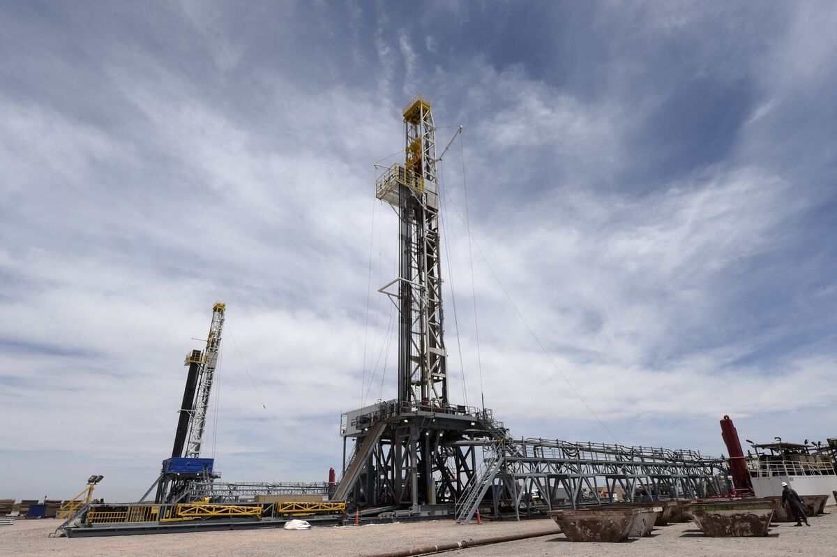 Santander, JPMorgan to Back $1 Billion TGS Vaca Muerta Financing