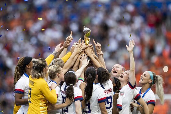 Trump Joins Celebration of Winning U.S. Women’s Soccer Team
