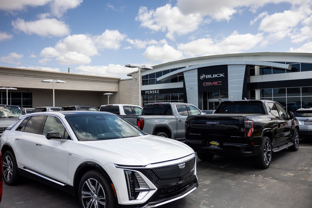 Penske Automotive Agrees to Go Private in $16.3B Deal With Penske Corp. and Mitsui