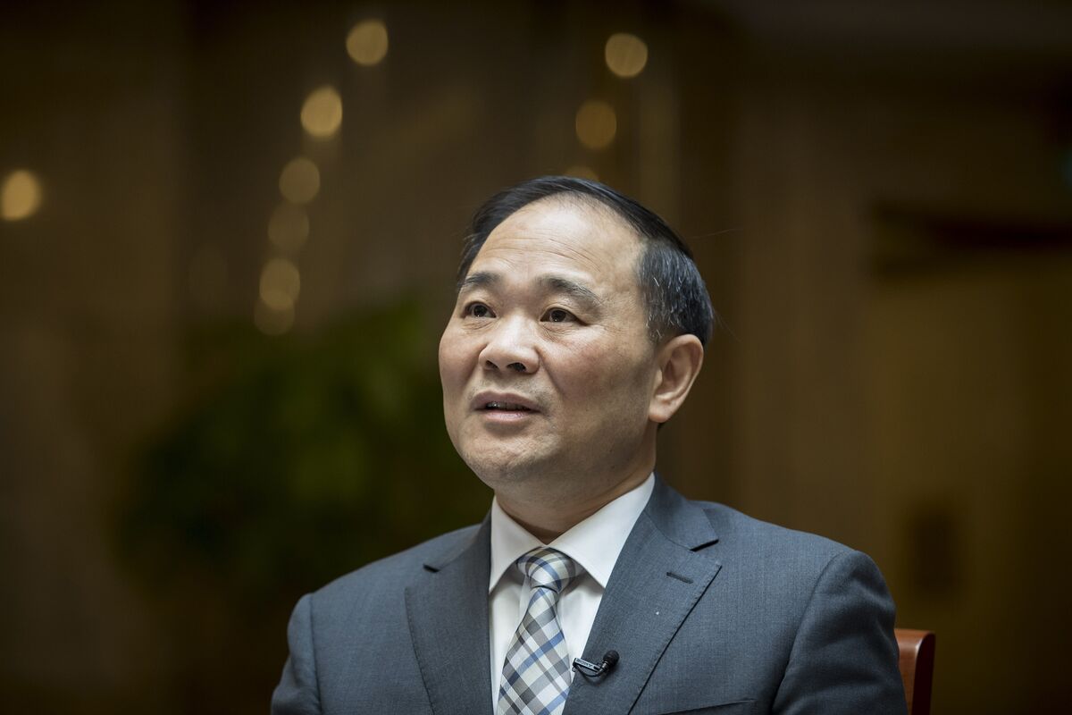Billionaire Li Shufu Lays Groundwork for His Next Big Move - Bloomberg