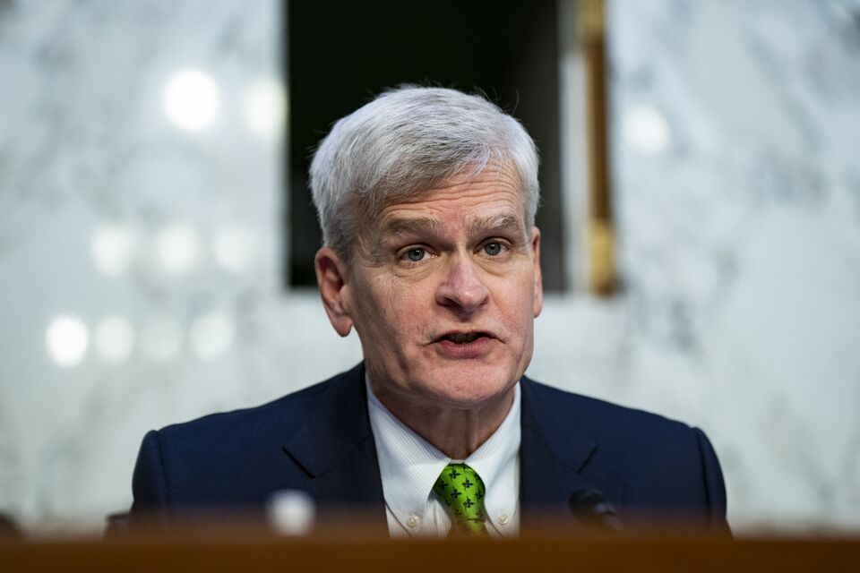 GOP Senator Cassidy Pushing to End Biden Student Debt Relief - Bloomberg