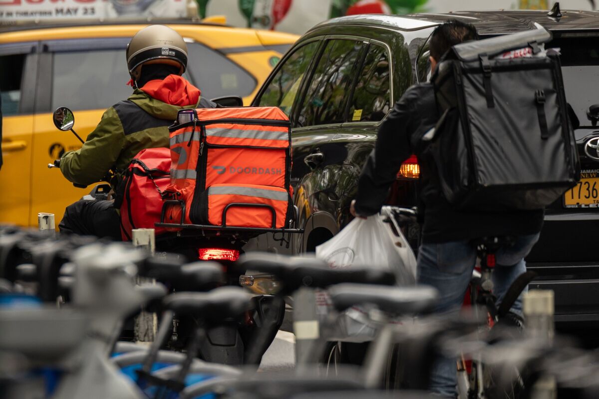 DoorDash Gives Rosy Outlook as Delivery Orders Hit Record