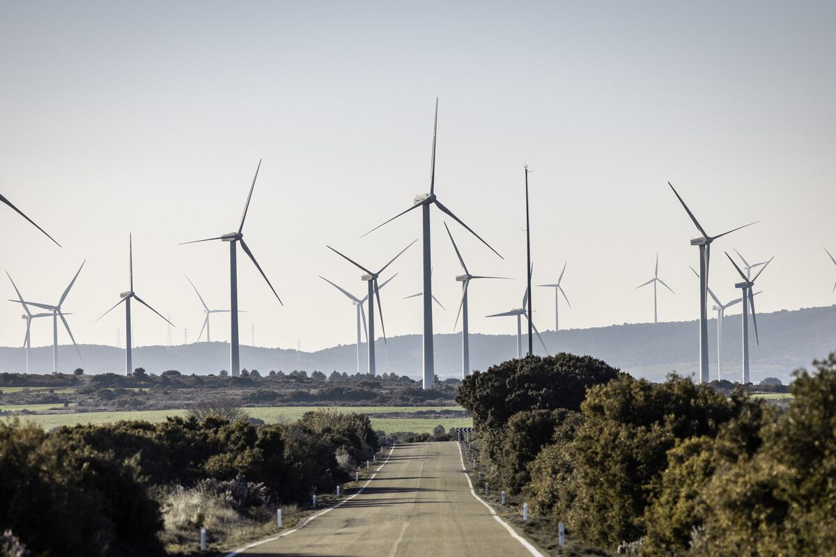 Iran War Speeds Up the Trickiest Part of the Clean Energy Transition