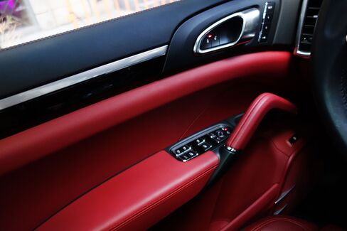 The red interior costs extra.