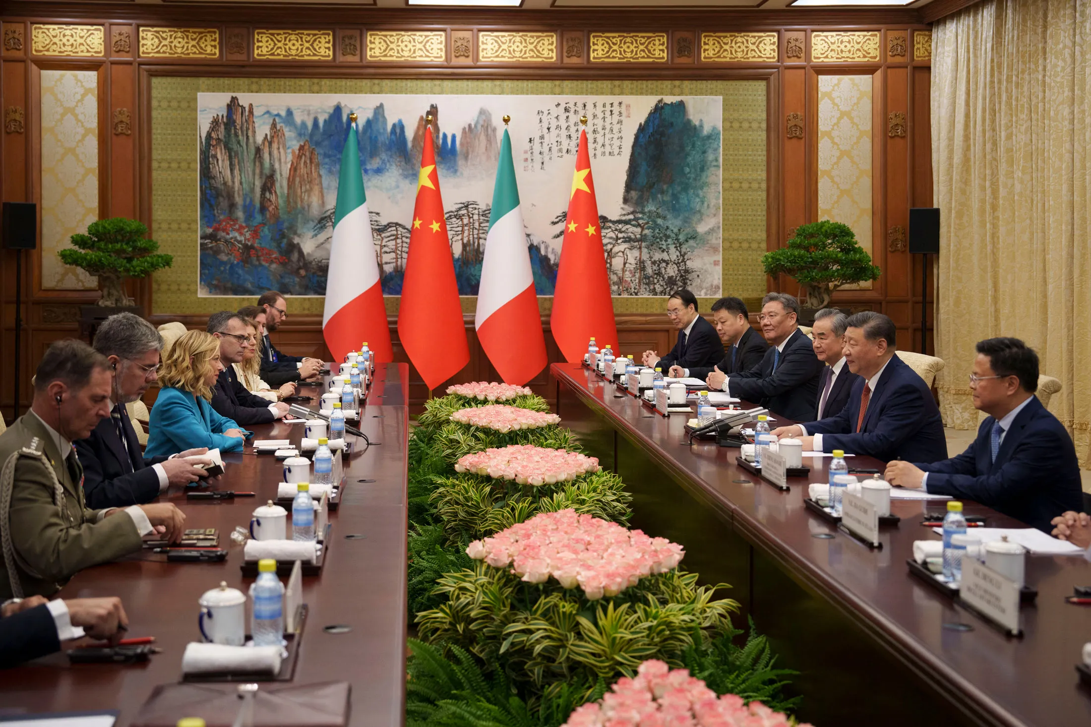 Xi Jinping, second right, and Giorgia Meloni, third left, in Beijing on July 29.