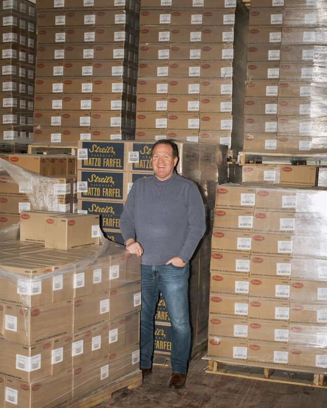 Aron Yagoda says that to him matzo is the “bread of affliction.”