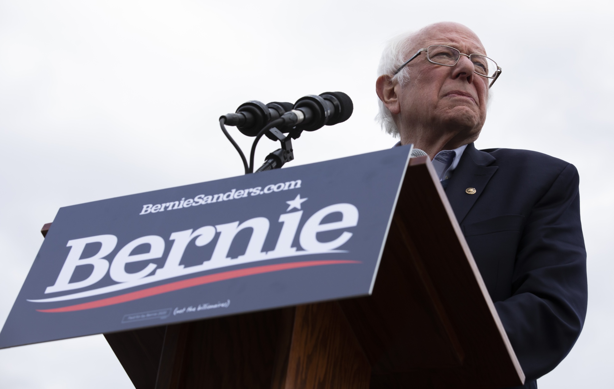 Sanders Assessing Campaign After Biden’s Three-State Sweep - Bloomberg