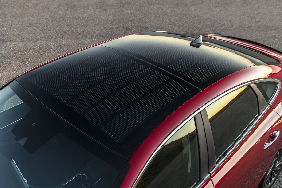 Tesla solar panel roof outlet car