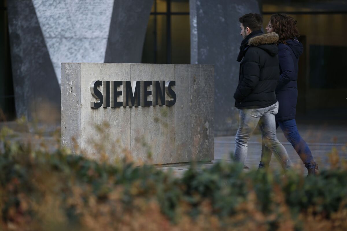 assets.bwbx.io image