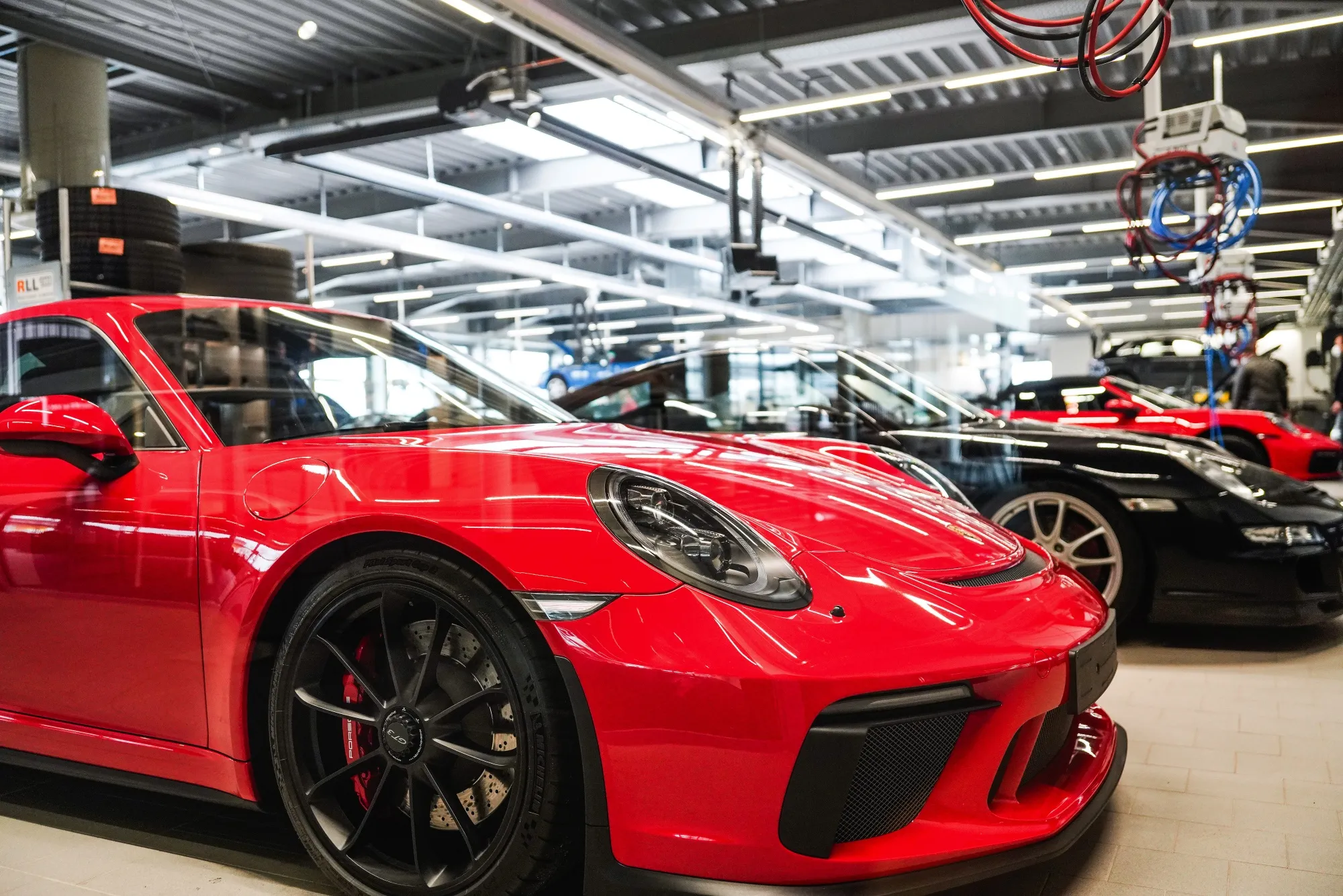Porsche SE Showroom Ahead of Earnings