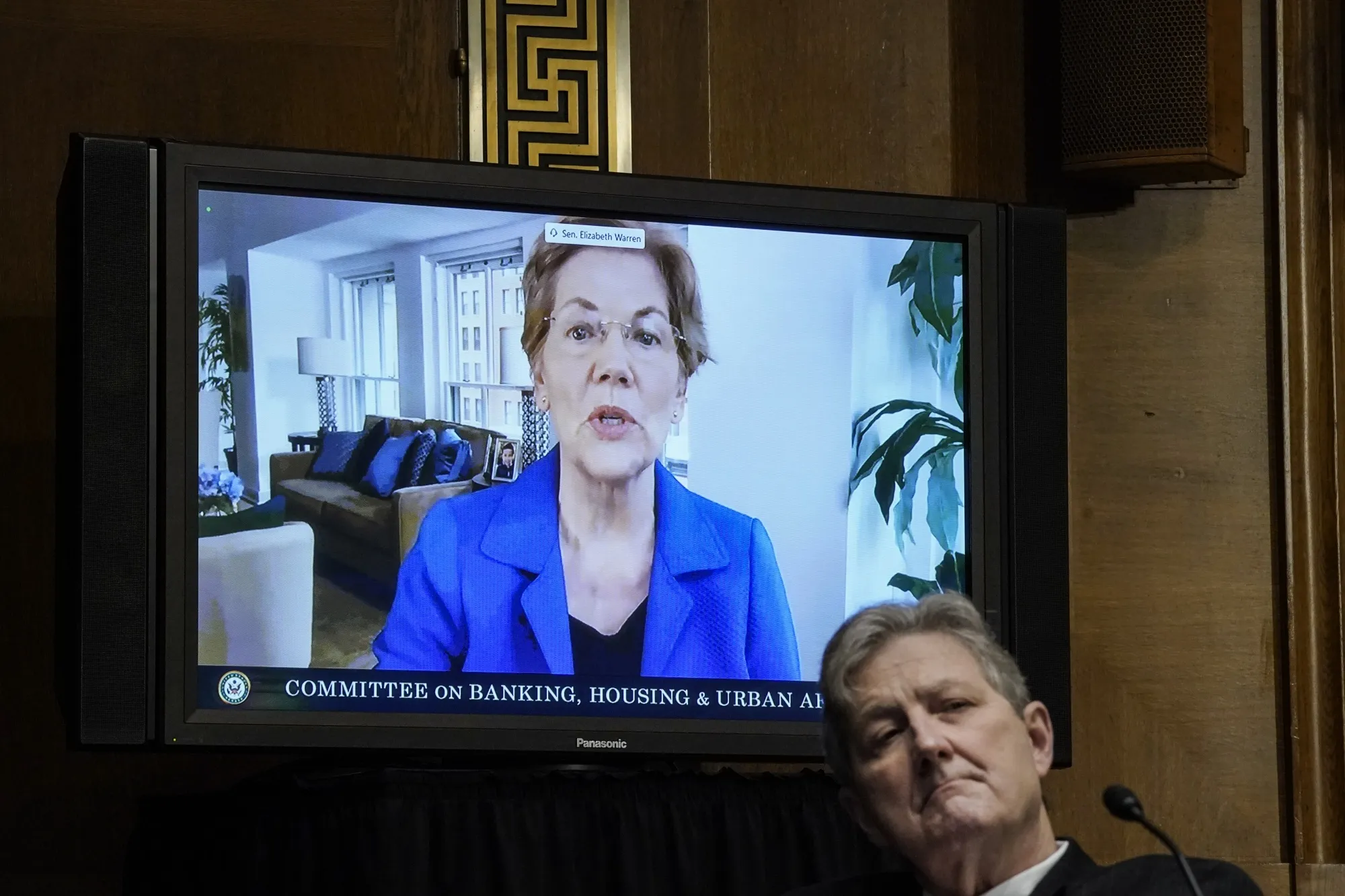 Senator Elizabeth Warren is seen speaking on a monitor during a Senate Banking, Housing and Urban Affairs Committee hearing in Washington, D.C., U.S., on&nbsp;Sept 24.