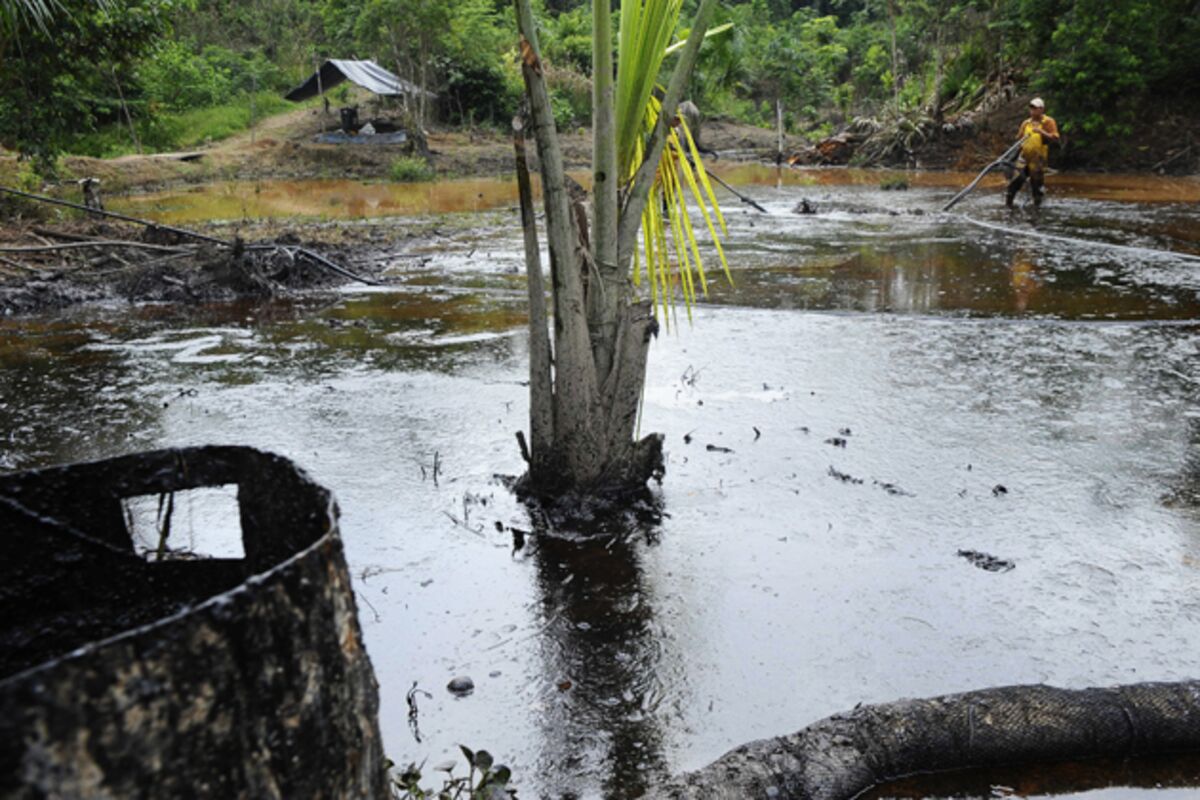 Top U S Law Firms Battle In Chevron s Pollution Case Bloomberg