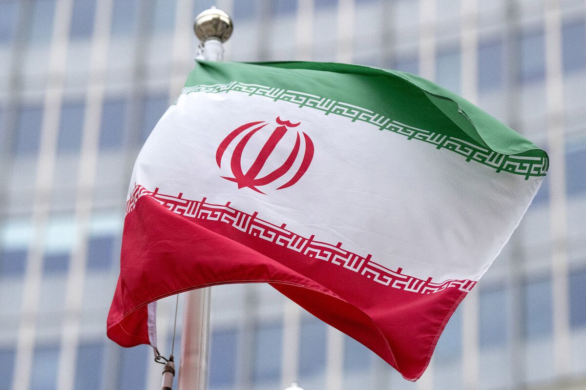 Chinese Units of US Chip Firm Sanctioned Over Ties to Iran