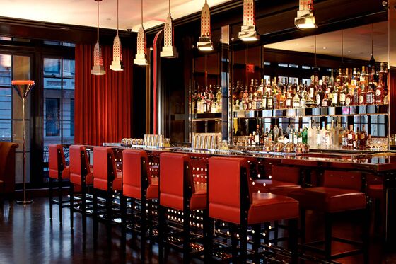 Where to Eat and Drink in Times Square That Isn’t Terrible
